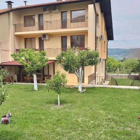 Къща За Гости Демика Sapareva Banja Exteriér fotografie